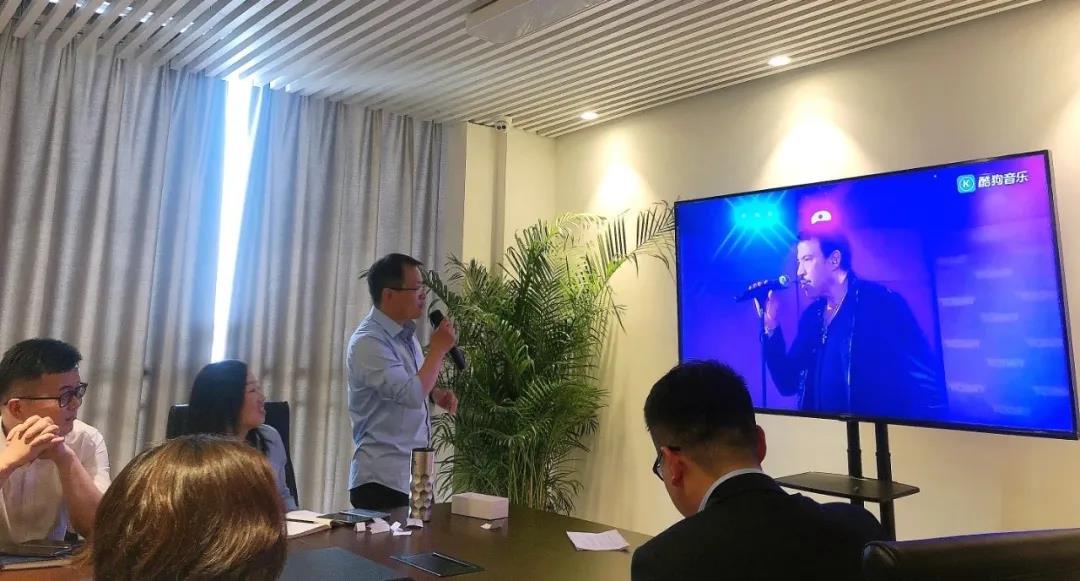 榮盛英語角