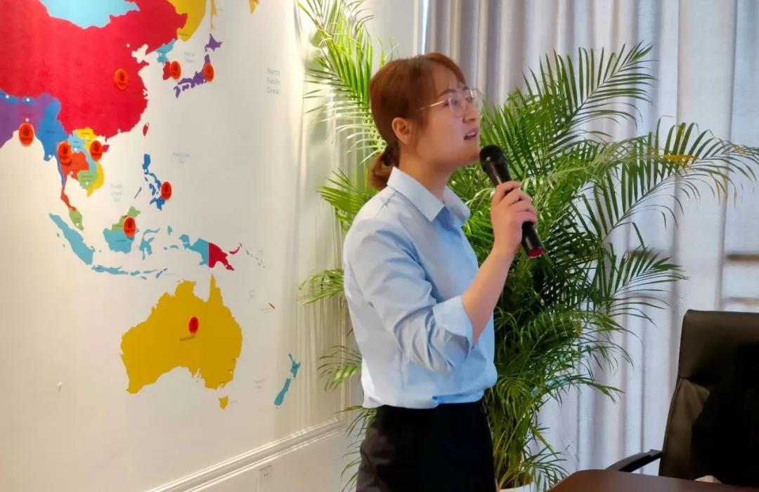 榮盛英語角